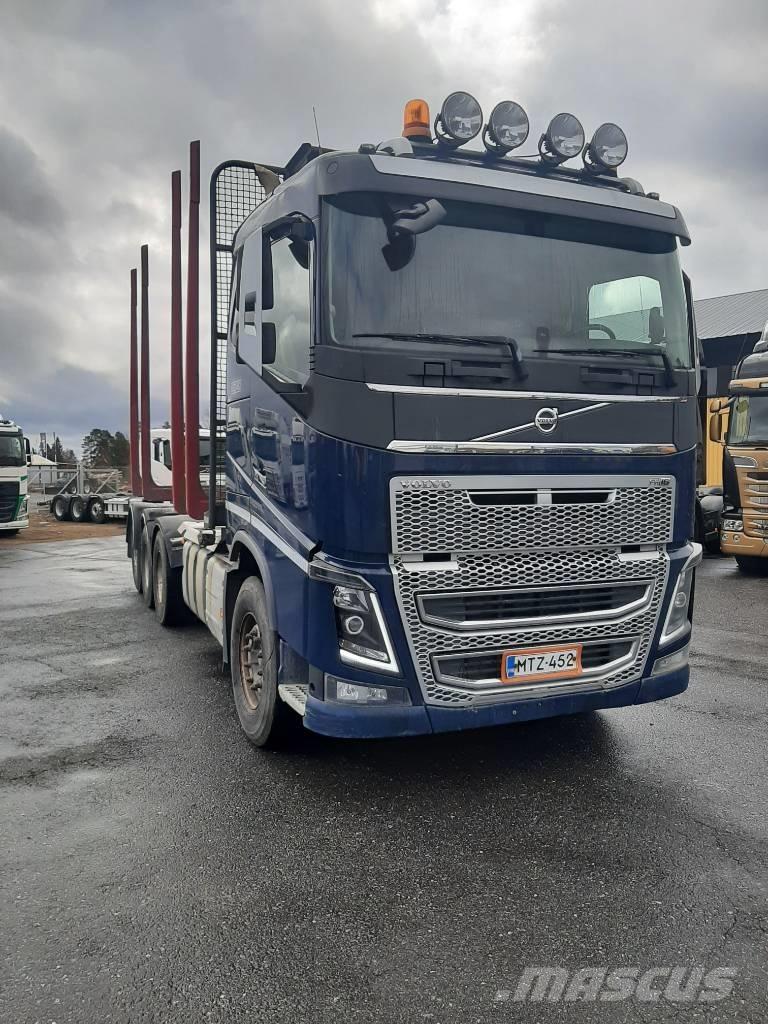 Volvo FH 16 Timber trucks