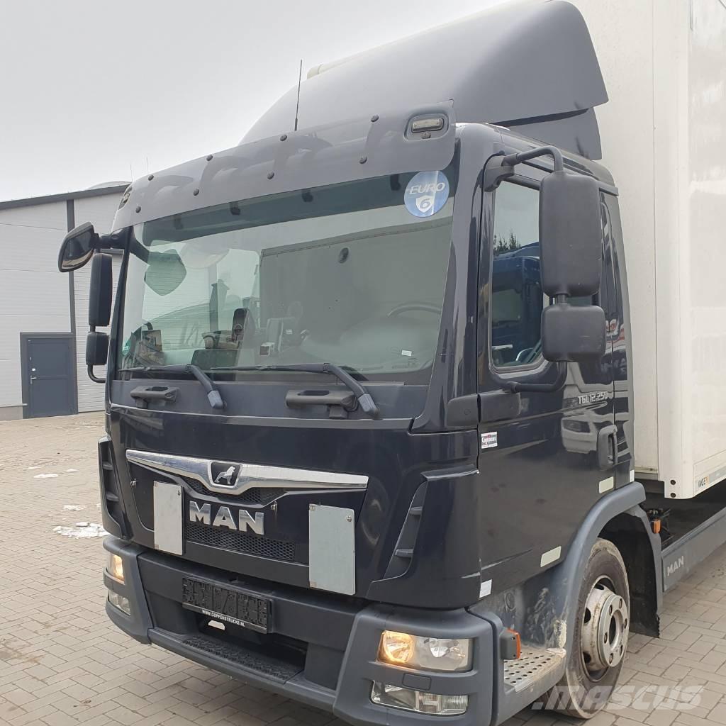 Ditch Witch JT 10 Horizontal drilling rigs