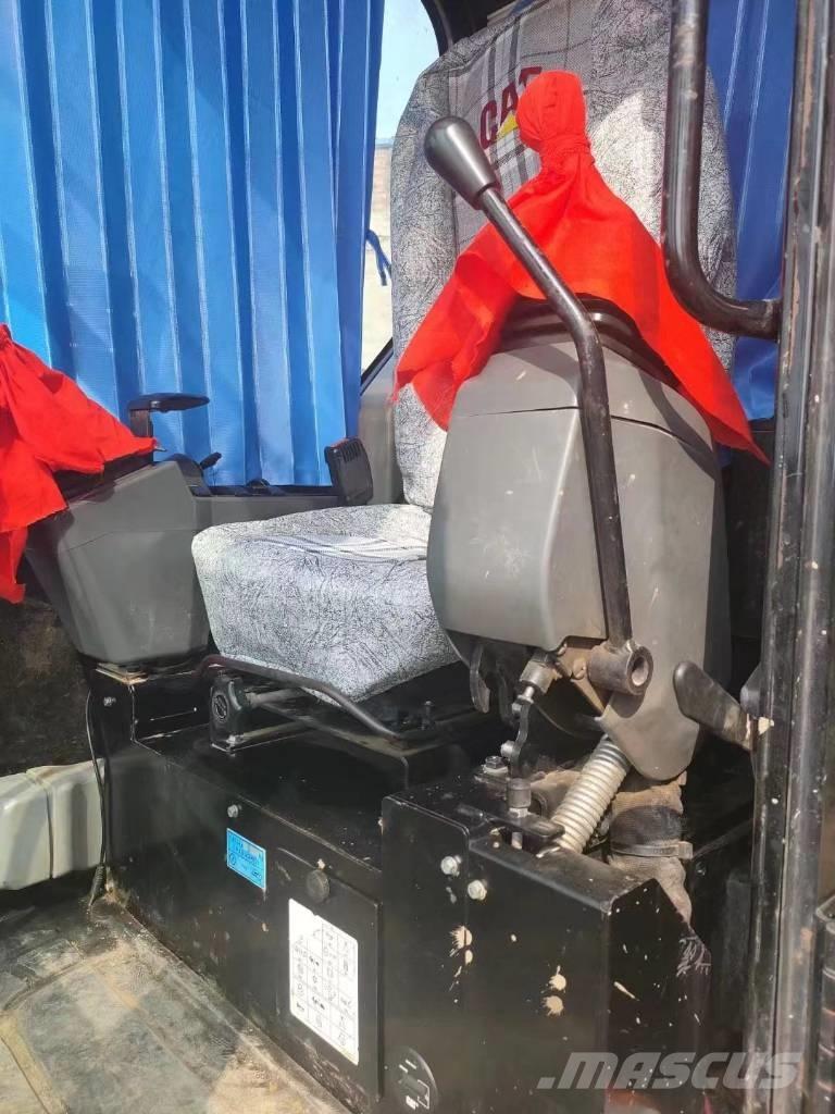 CAT 307E2 Mini excavators  7t - 12t