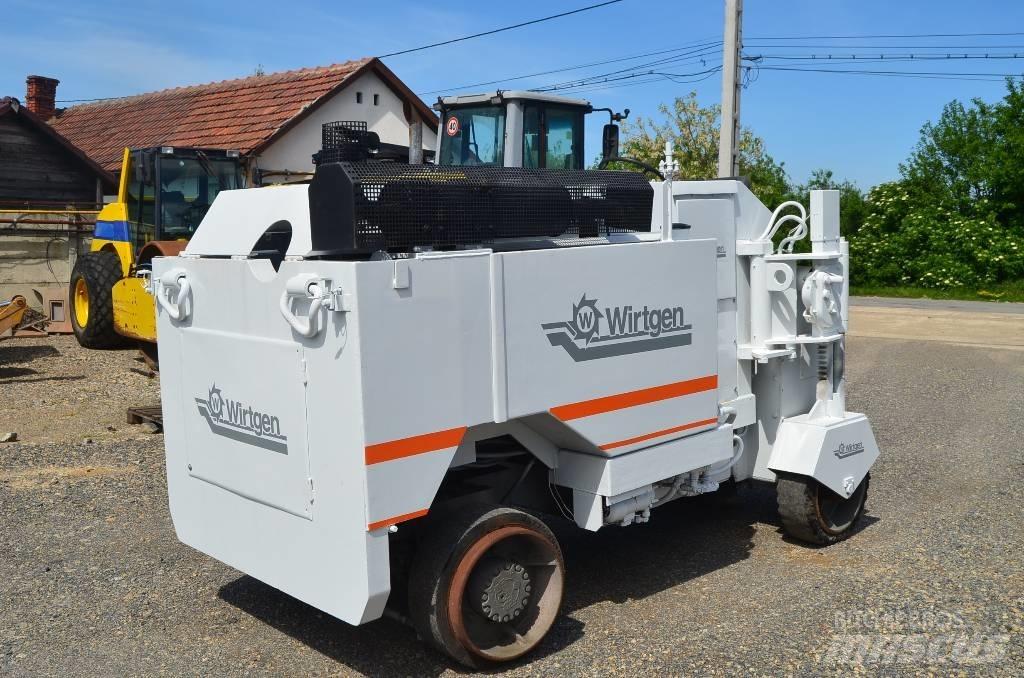 Wirtgen W1000L Asphalt cold milling machines