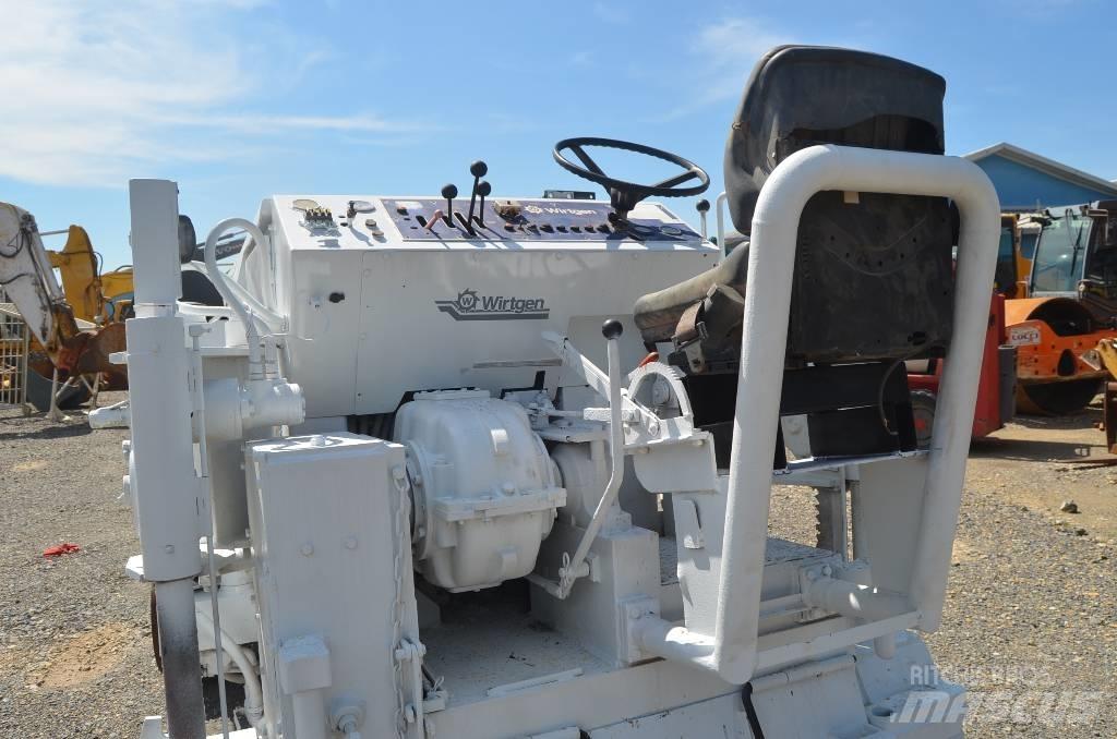 Wirtgen W1000L Asphalt cold milling machines
