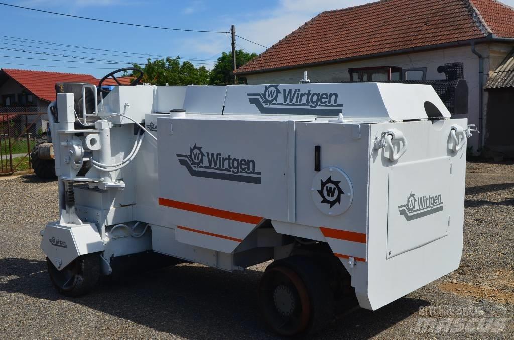 Wirtgen W1000L Asphalt cold milling machines