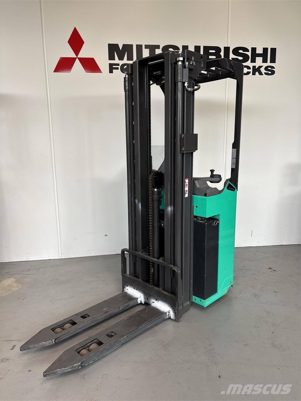 Mitsubishi SBR20N2 Self propelled stackers