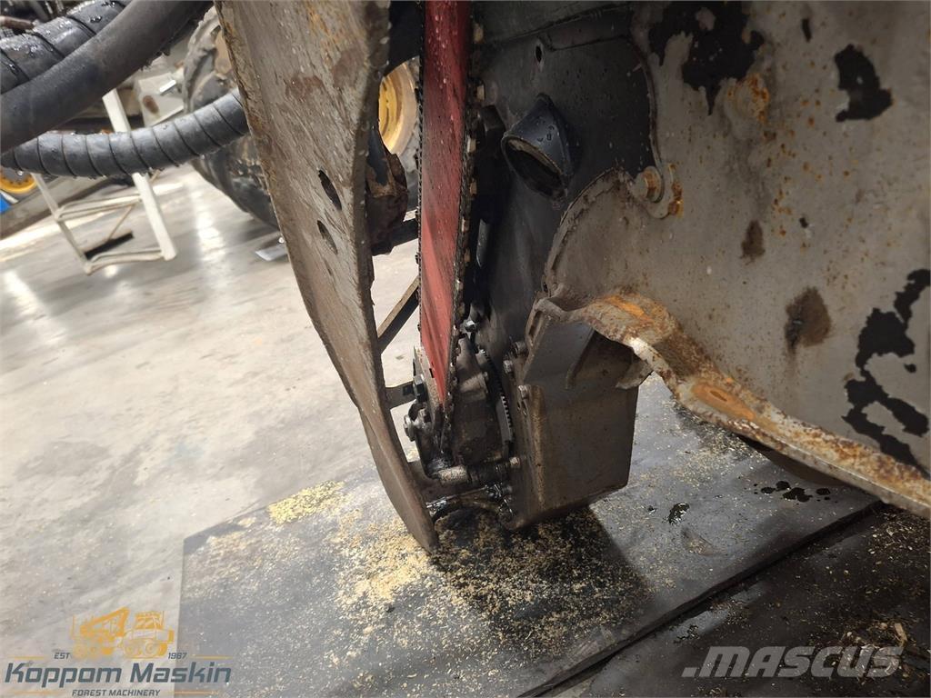 Komatsu C124 Harvester heads