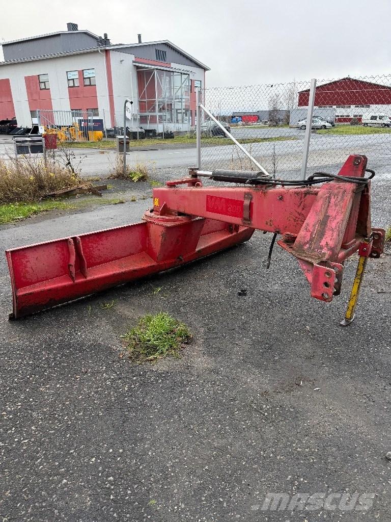 VM 300 JH 2 Road drags