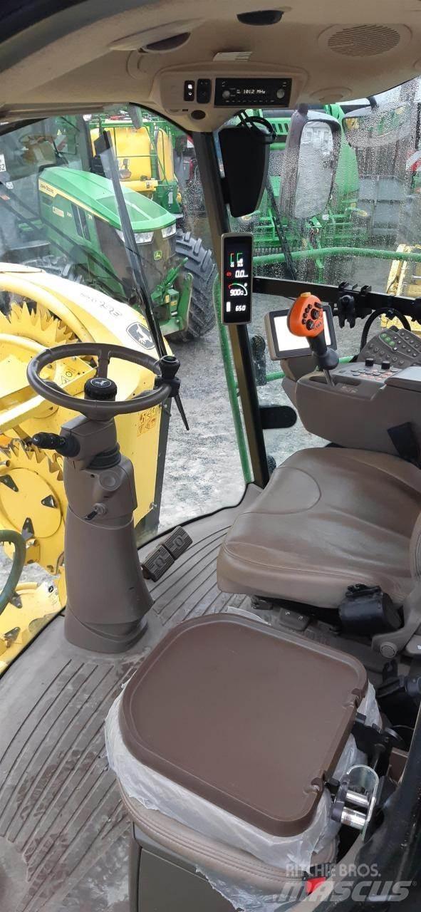 John Deere 8400i Forage harvesters