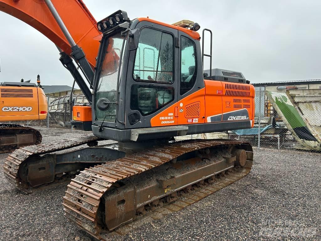 Doosan DX 235 LC-5 Crawler excavators