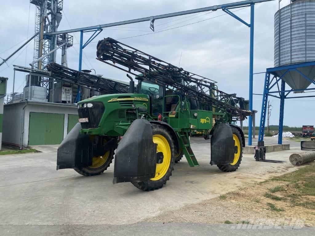 John Deere 4720 Self-propelled sprayers