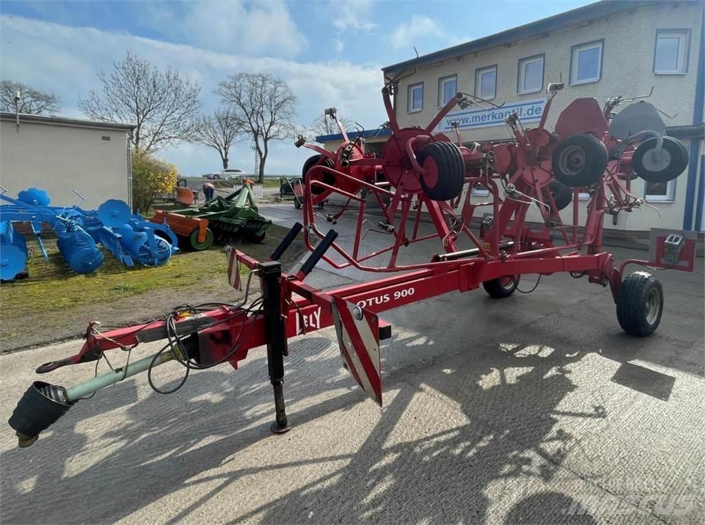 Lely Lotus 900P Rakes and tedders