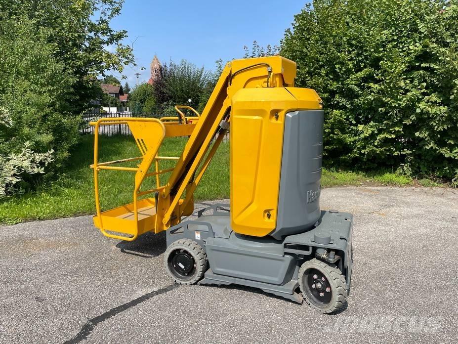 Haulotte Star 10 Compact self-propelled boom lifts