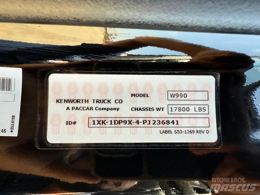 Kenworth W 990 Prime Movers