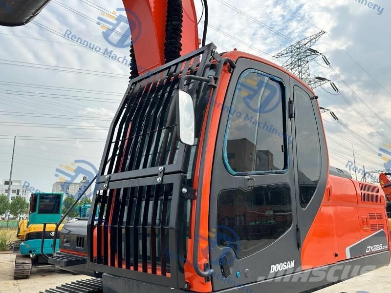 Doosan DX 225 LC-9C Crawler excavators