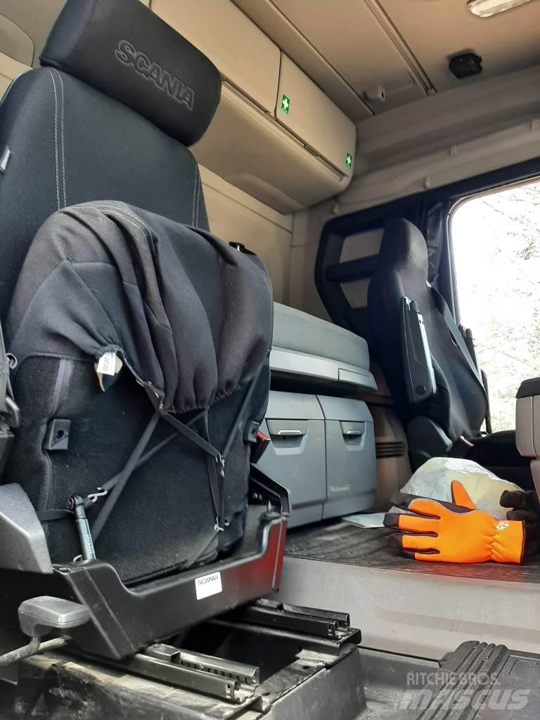 Scania R 500 Chassis Cab trucks