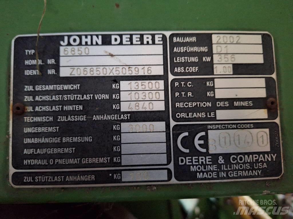 John Deere 6850 Forage harvesters