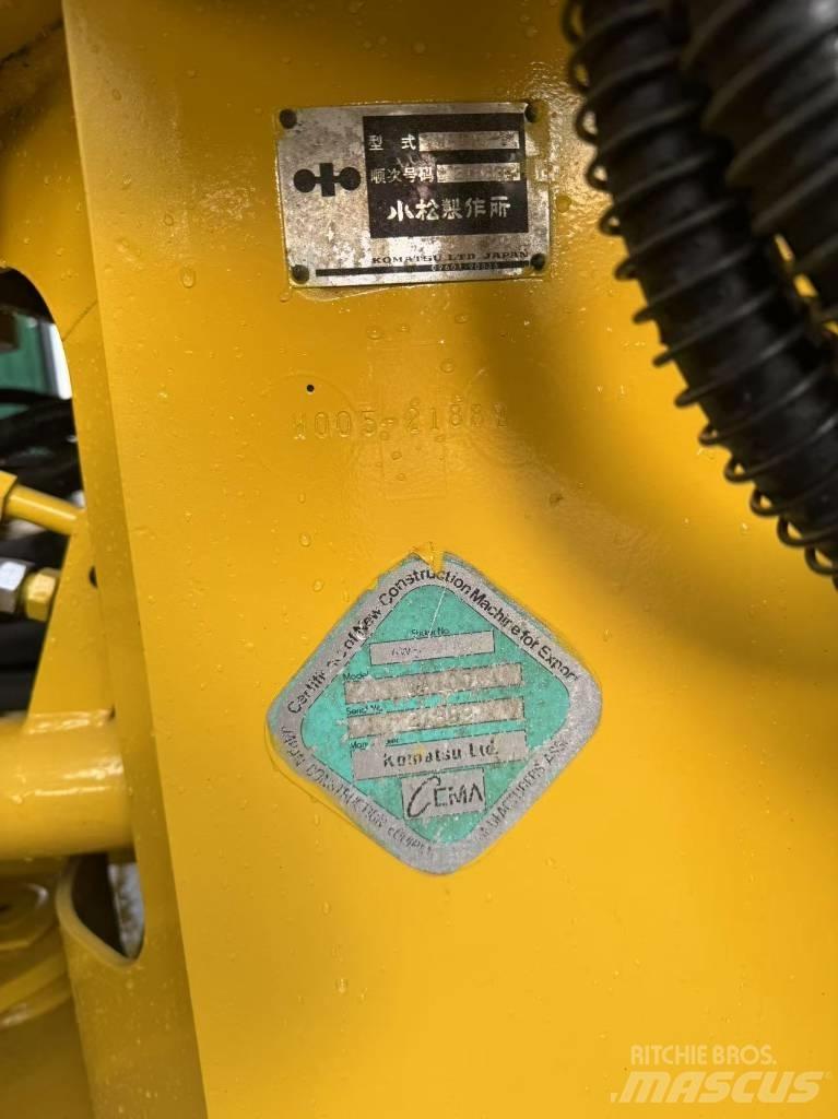 Komatsu WA100-1 Wheel loaders