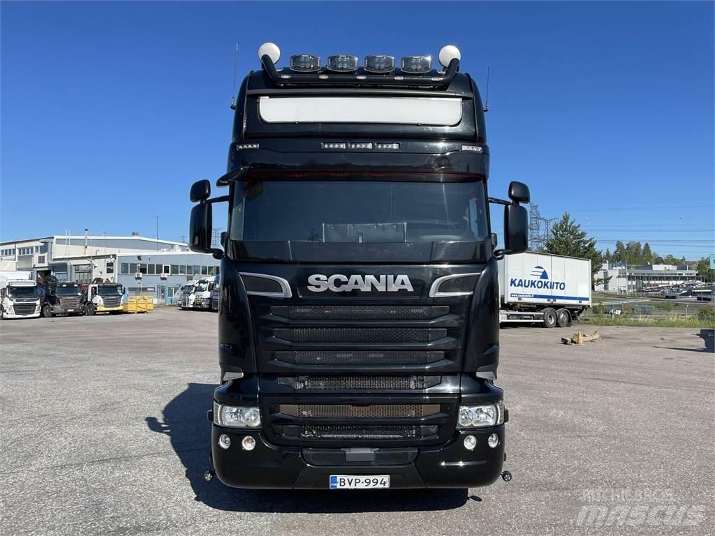 Scania R580 6x4 Prime Movers