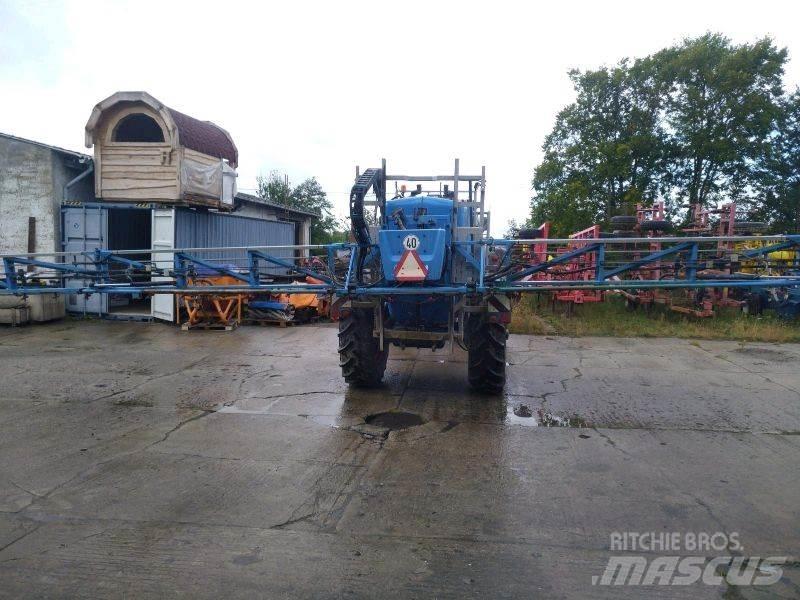 Lemken Primus 45 Trailed sprayers