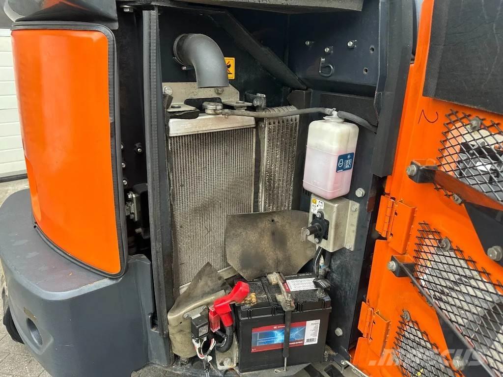 Hitachi ZX26U-6CR Mini excavators < 7t (Mini diggers)