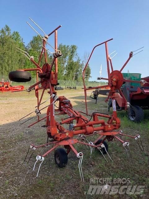 SIP 555 Rakes and tedders
