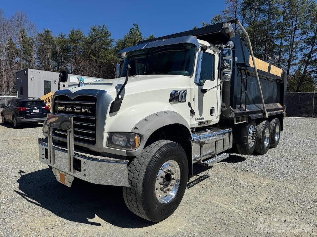 Mack Granite GU 433 Tipper trucks