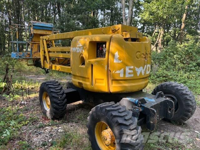 Genie Z 45/25 Articulated boom lifts