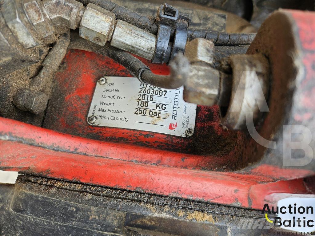 CAT 305.5E2CR Mini excavators < 7t (Mini diggers)