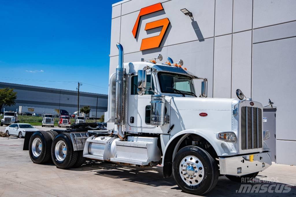 Peterbilt 389 Prime Movers