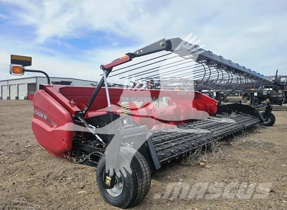 Case IH 3016 Combine harvester heads