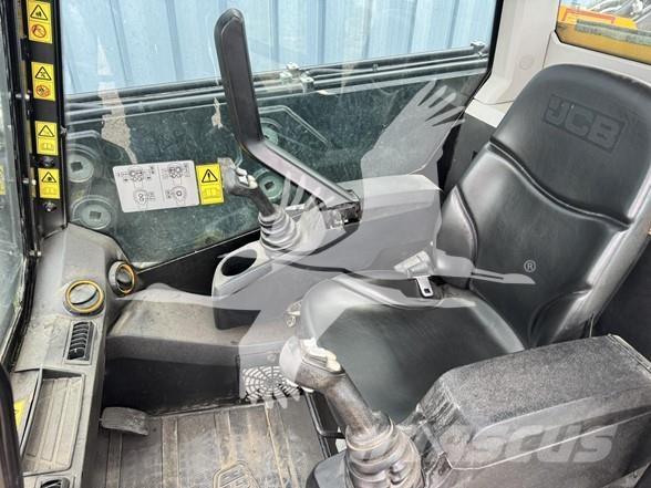 JCB 3TS-8T Skid steer loaders