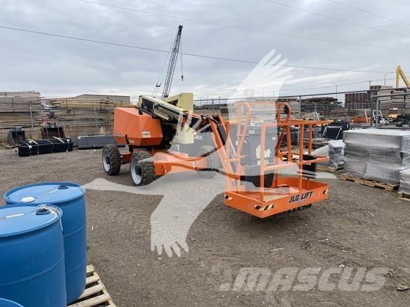 JLG 340AJ Articulated boom lifts
