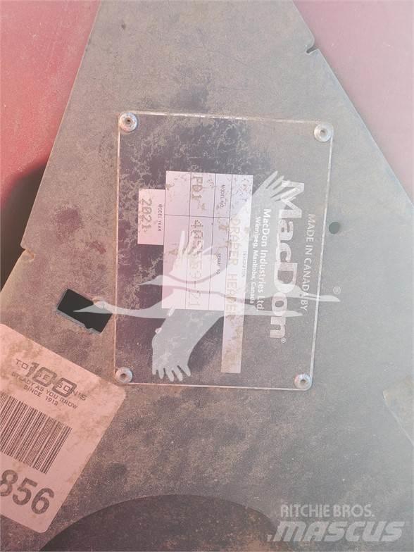 MAC DON FD145 Combine harvester heads