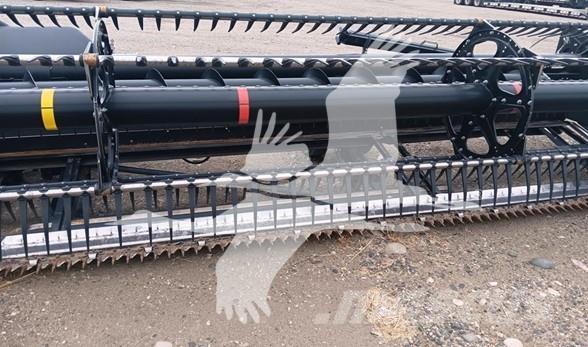 MAC DON FD145 Combine harvester heads