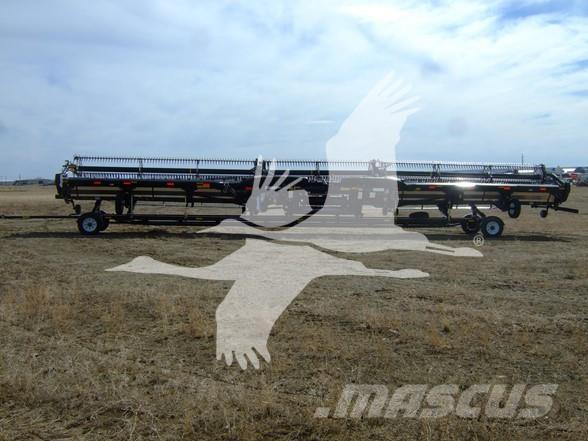 MAC DON FD261 Combine harvester heads