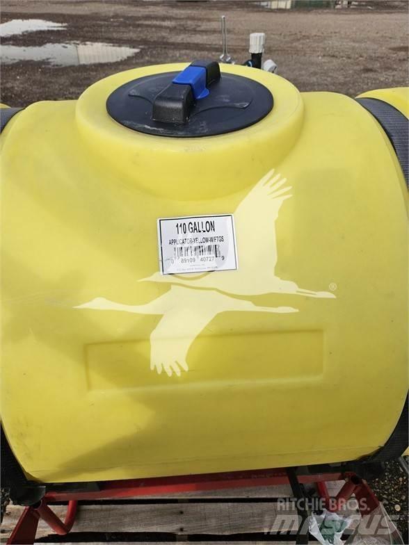  NORWESCO 110 Mineral spreaders