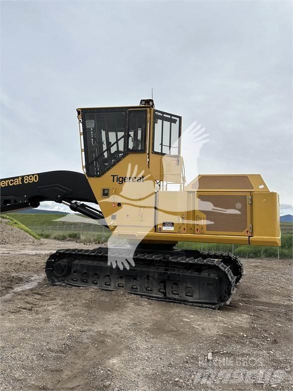 Tigercat 890 Knuckle boom loaders
