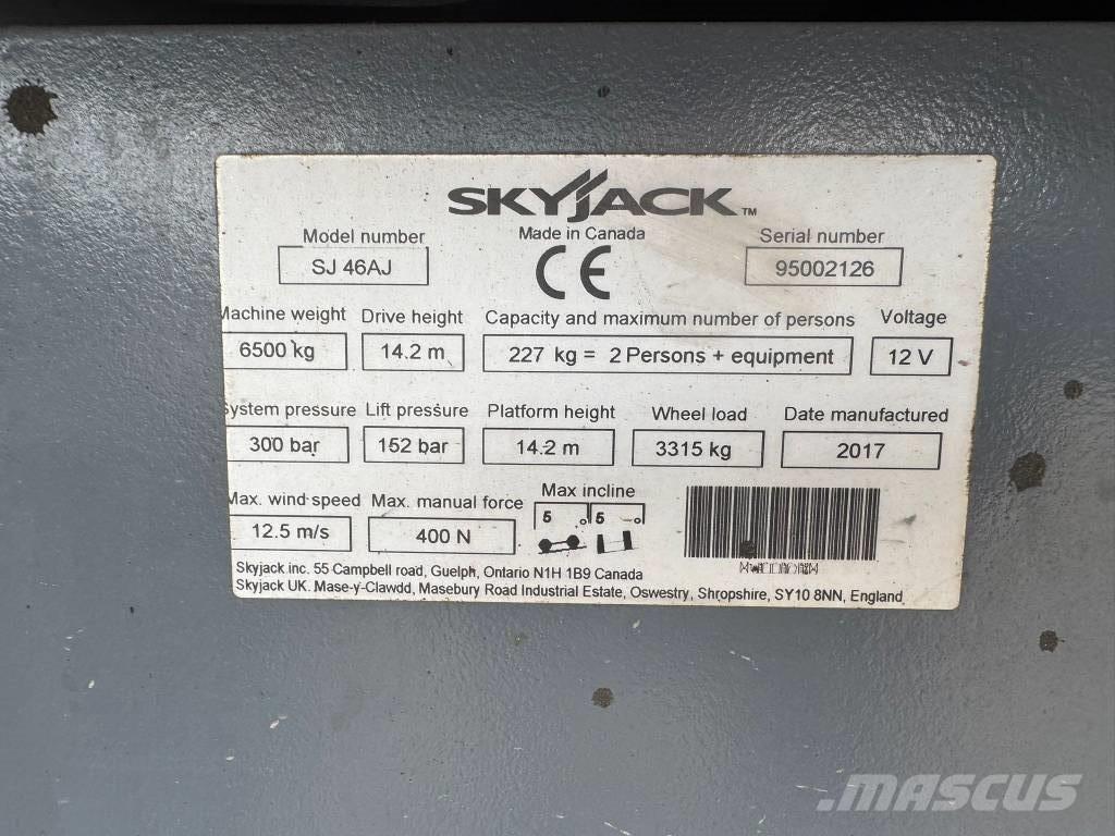 SkyJack SJ 46 AJ Articulated boom lifts