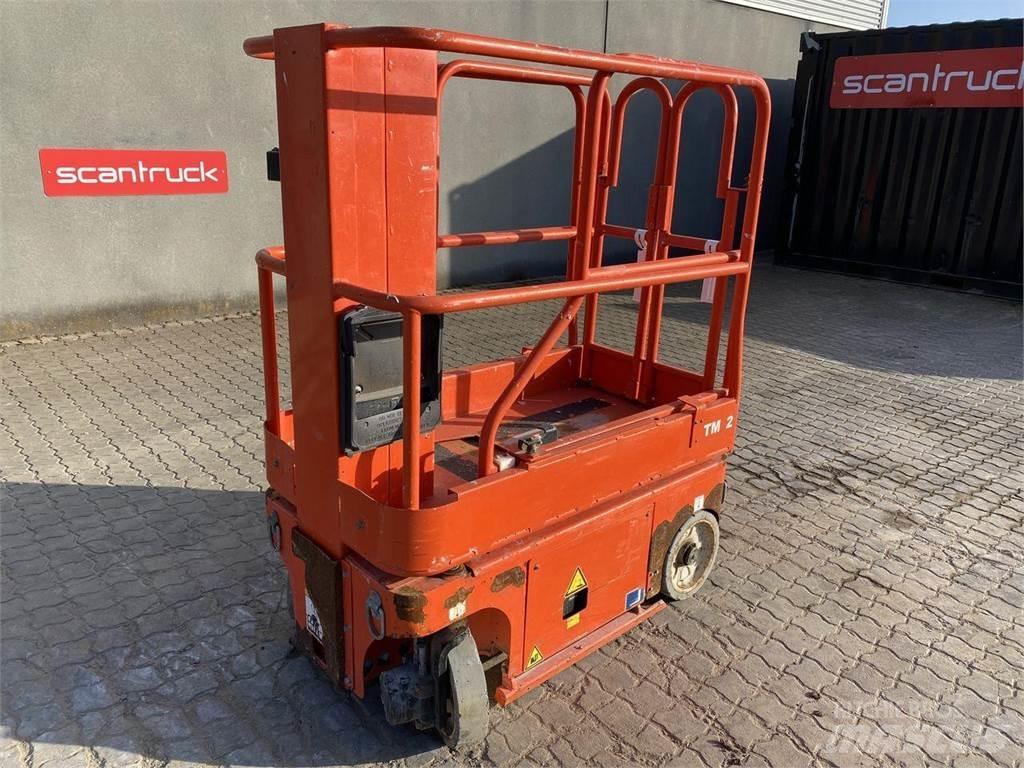 Snorkel TM12 Used Personnel lifts and access elevators