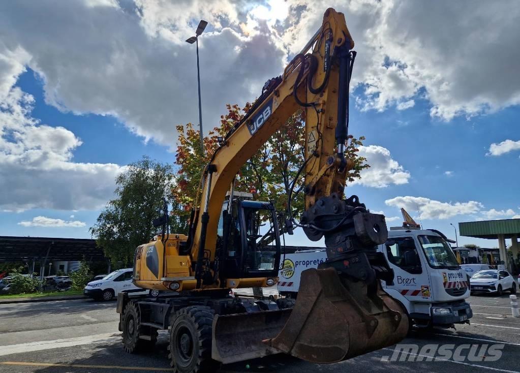 JCB JS 145 W Wheeled excavators