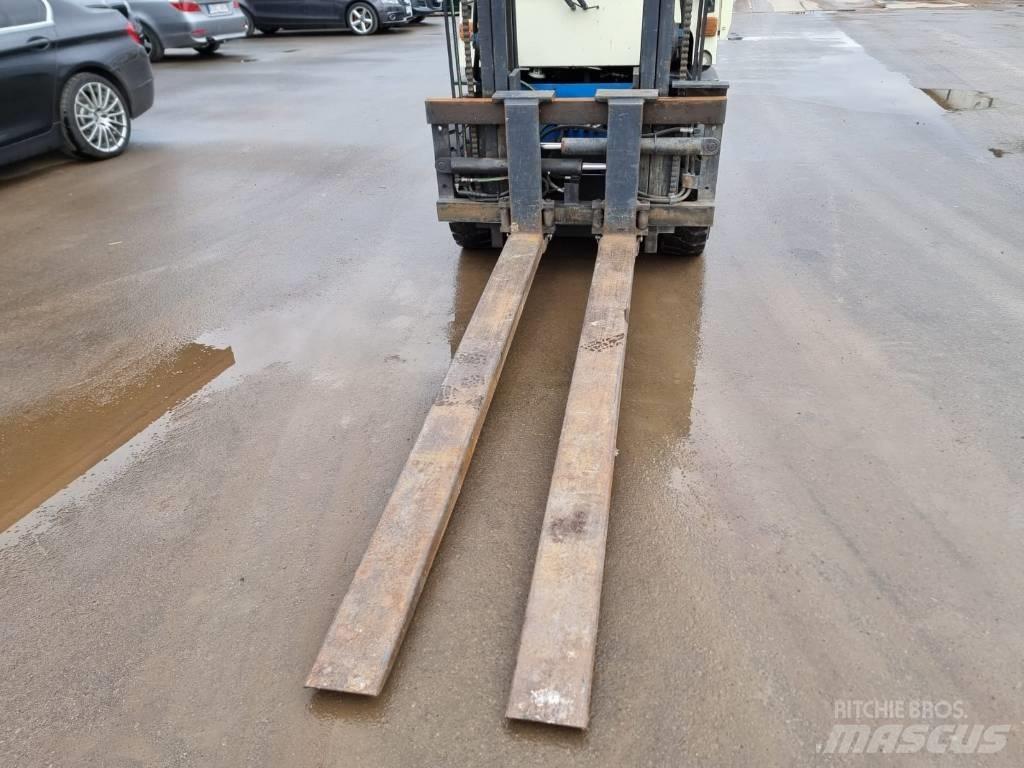 Kalmar DB 4,5-500 Diesel trucks