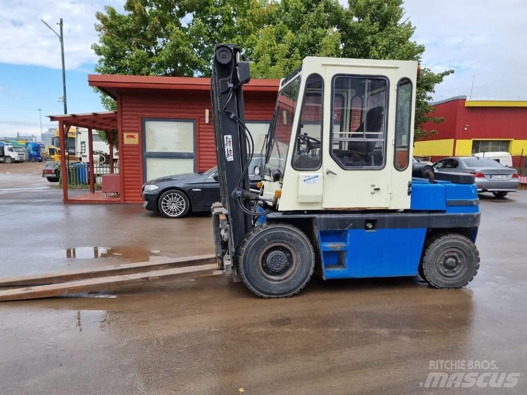 Kalmar DB 4,5-500 Diesel trucks