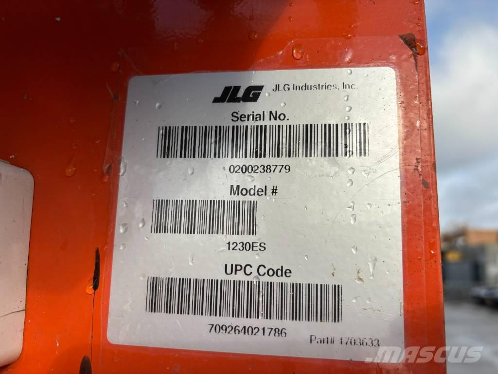 JLG 1230ES Used Personnel lifts and access elevators