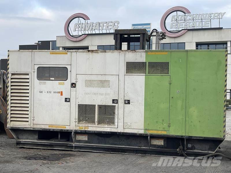 CAT 900 F Diesel Generators