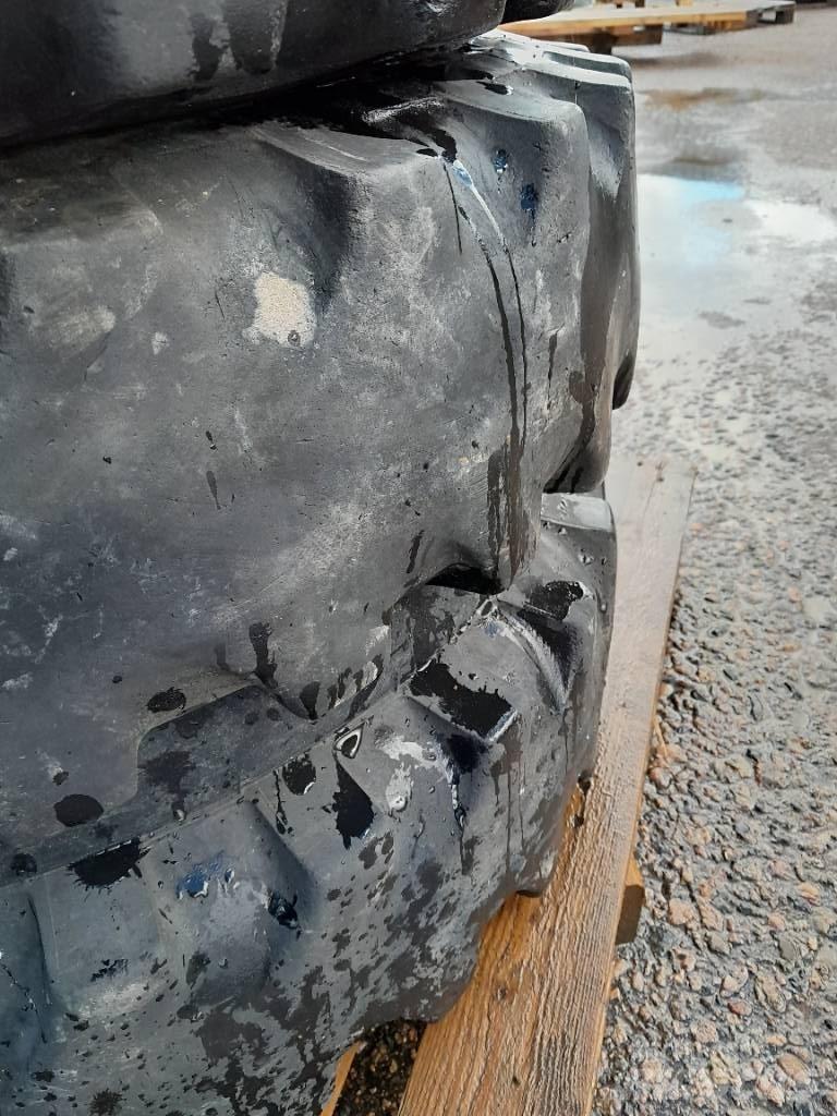Mitas 8,25-20 Hjul Tyres, wheels and rims