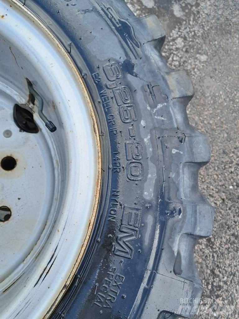 Mitas 8,25-20 Hjul Tyres, wheels and rims