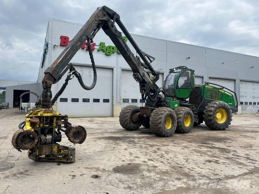 John Deere 1470 E Harvesters
