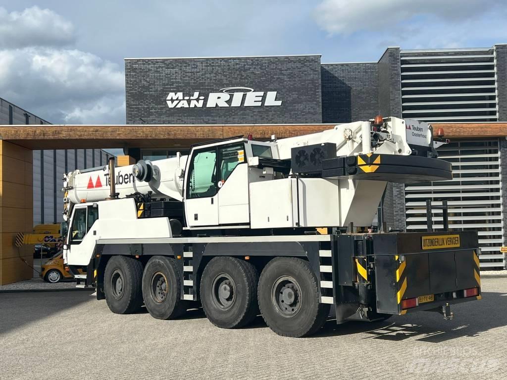 Liebherr LTM1060/2 All terrain cranes