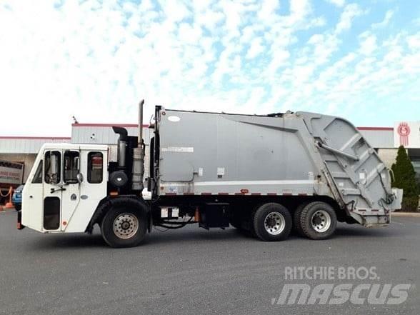CCC LOW ENTRY Waste trucks
