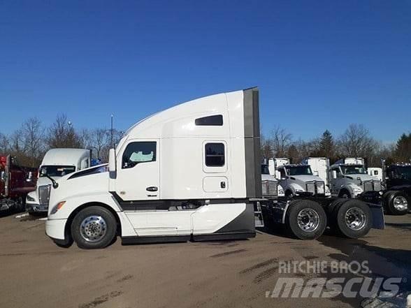 Kenworth T680 Prime Movers