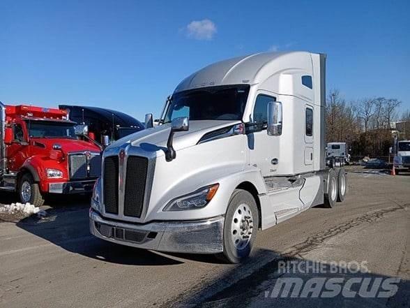 Kenworth T680 Prime Movers