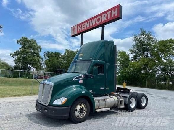 Kenworth T680 Prime Movers